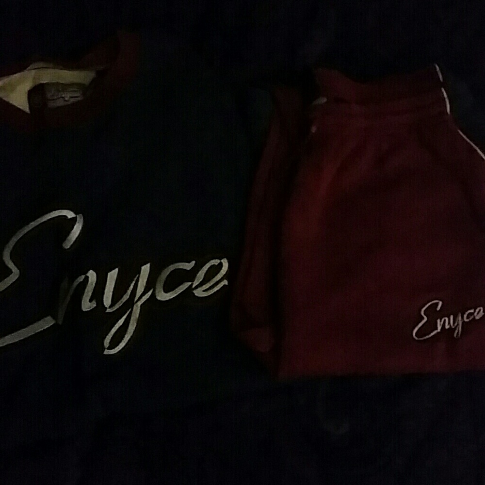 Enyce Sweat suit sweater and pants